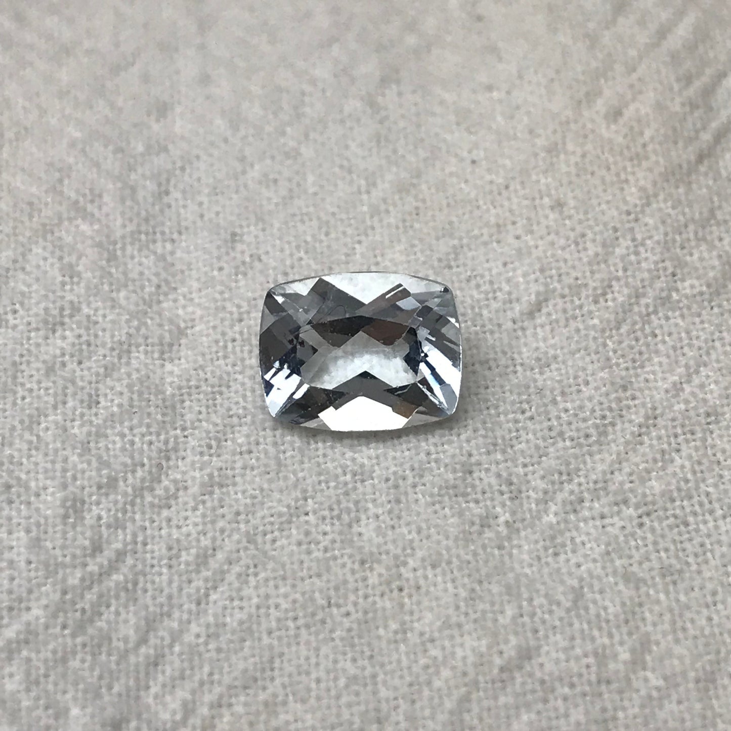 9x7mm Light Blue Aquamarine 1.79 carat, Cushion Cut, Unmounted Faceted Loose Gemstone for Jewelry Setting