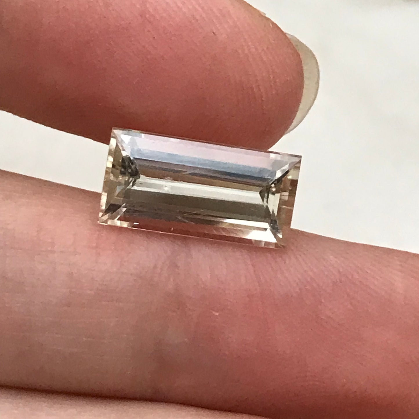 Yellow Scapolite, 14x7mm Baguette cut, 4.10 cts Cut loose Gemstone Faceted Gem Natural Gems