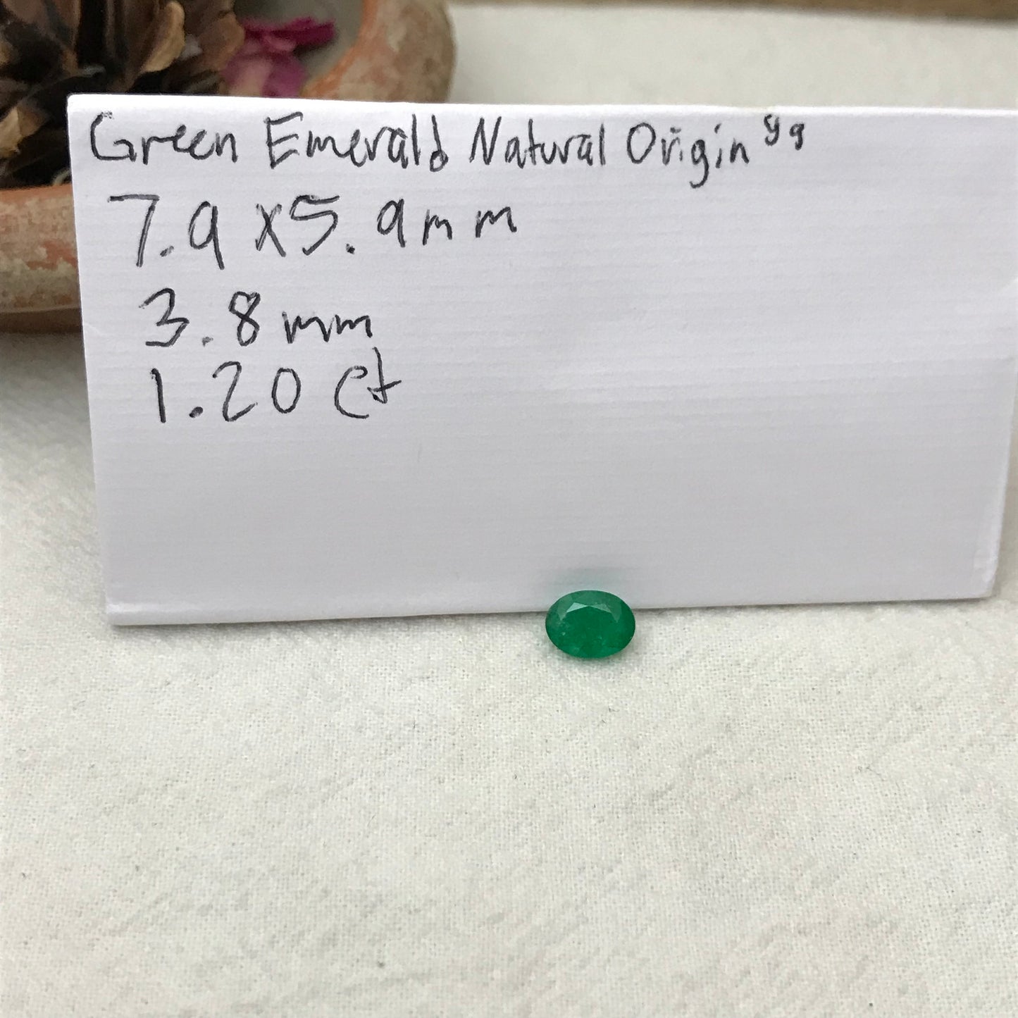 1.20 ct Natural Emerald 8x6mm Oval Cut Faceted Gem Precious Gemstone Loose Recycled Gemstone, Green Emerald