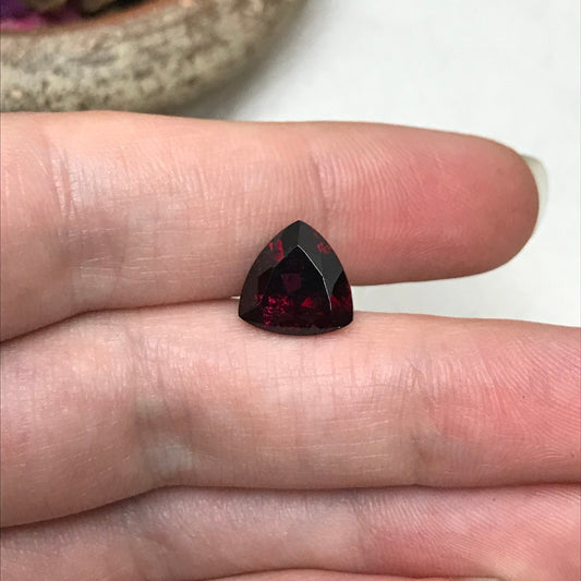 Deep Red Garnet 5 Carat 10mm Trillion Cut Garnet, Faceted Loose Gemstone for Jewelry Setting, US Seller
