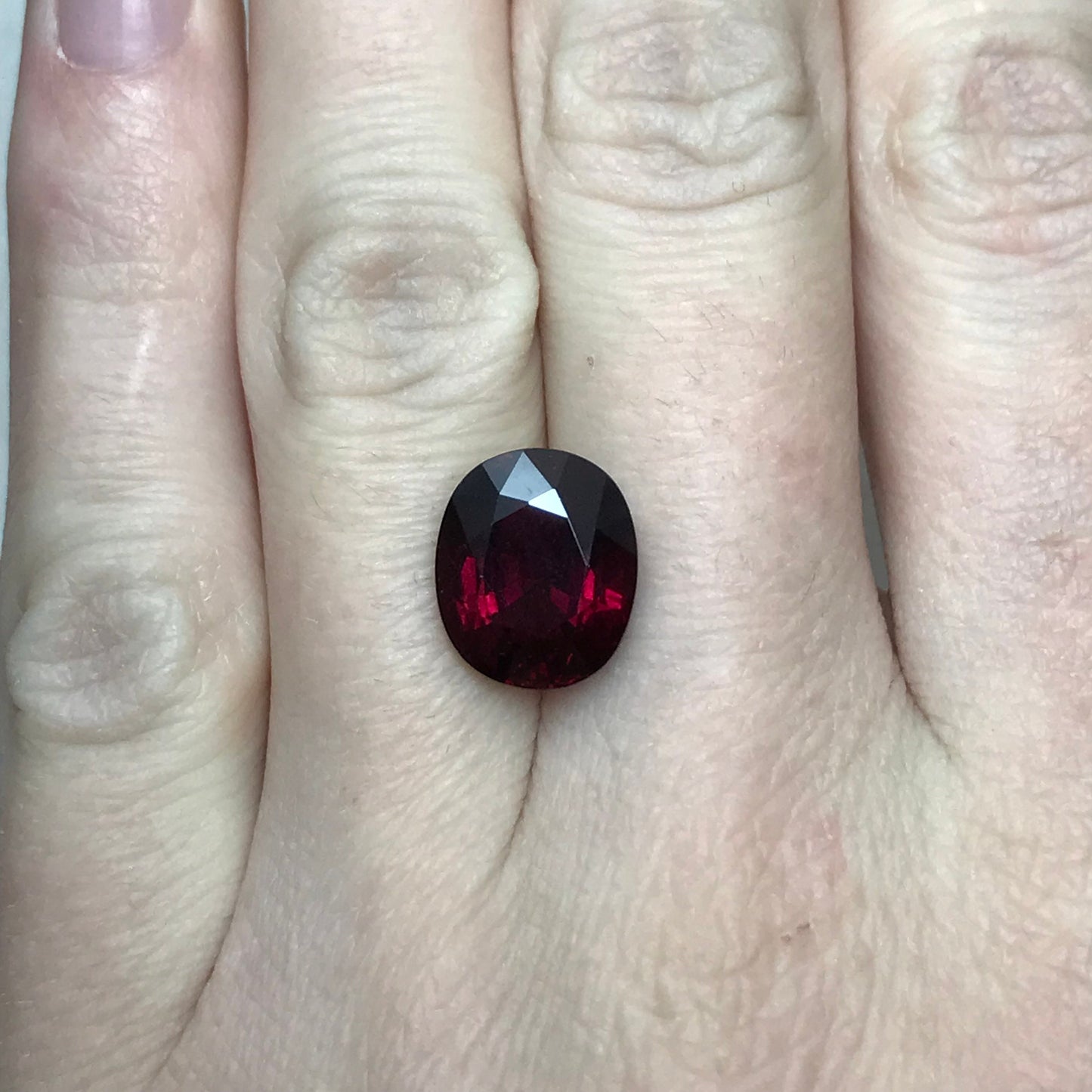 7 ct Natural Rhodolite Garnet, 12x10mm Red Garnet, Faceted Oval Cut Raspberry Garnet, Gem with Rutile Incusions,