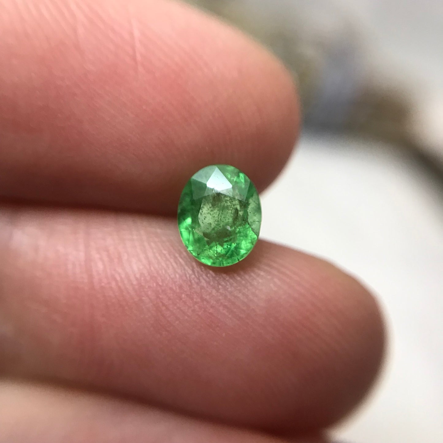 1 carat Natural Green Tsavorite Garnet 6.3x5.2mm Faceted Oval Genuine Gemstone Unmounted Loose Gem Earth Mined Green Garnet, 6x5mm
