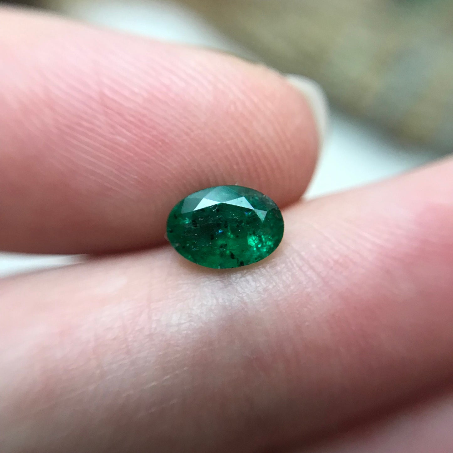 7x5mm Natural Green Emerald 0.70 carat, Oval Cut, Nice Green Emerald, Faceted Loose Gemstone for Jewelry, Excellent Color Emerald