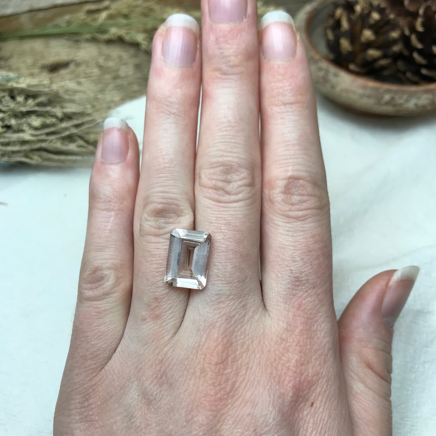 14x10mm Morganite 5.92 Carat Emerald Cut Peachy Pink Loose Gemstone For Engagement Ring