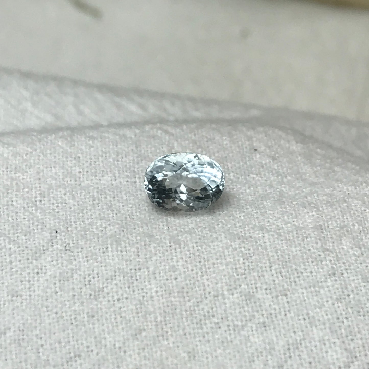 Light Blue Aquamarine 1.22 carat 7.5x5.5mm Oval Cut Natural Light Aquamarine, Faceted Loose Wholesale Gemstone for Jewelry