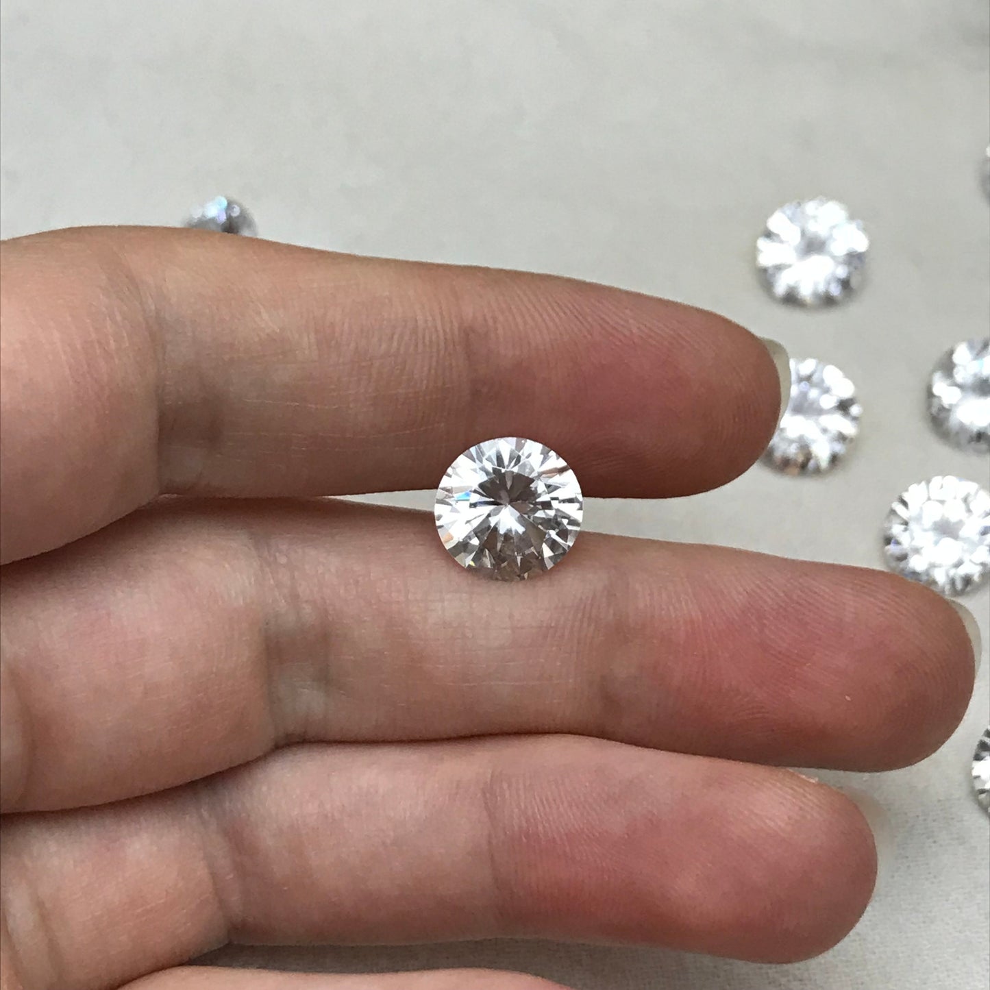 One- 10mm Round Cubic Zirconia 6-7 carat Clear Colorless CZ, Inexpensive Diamond Simulant,  Faceted Loose Gemstone for Jewelry Setting