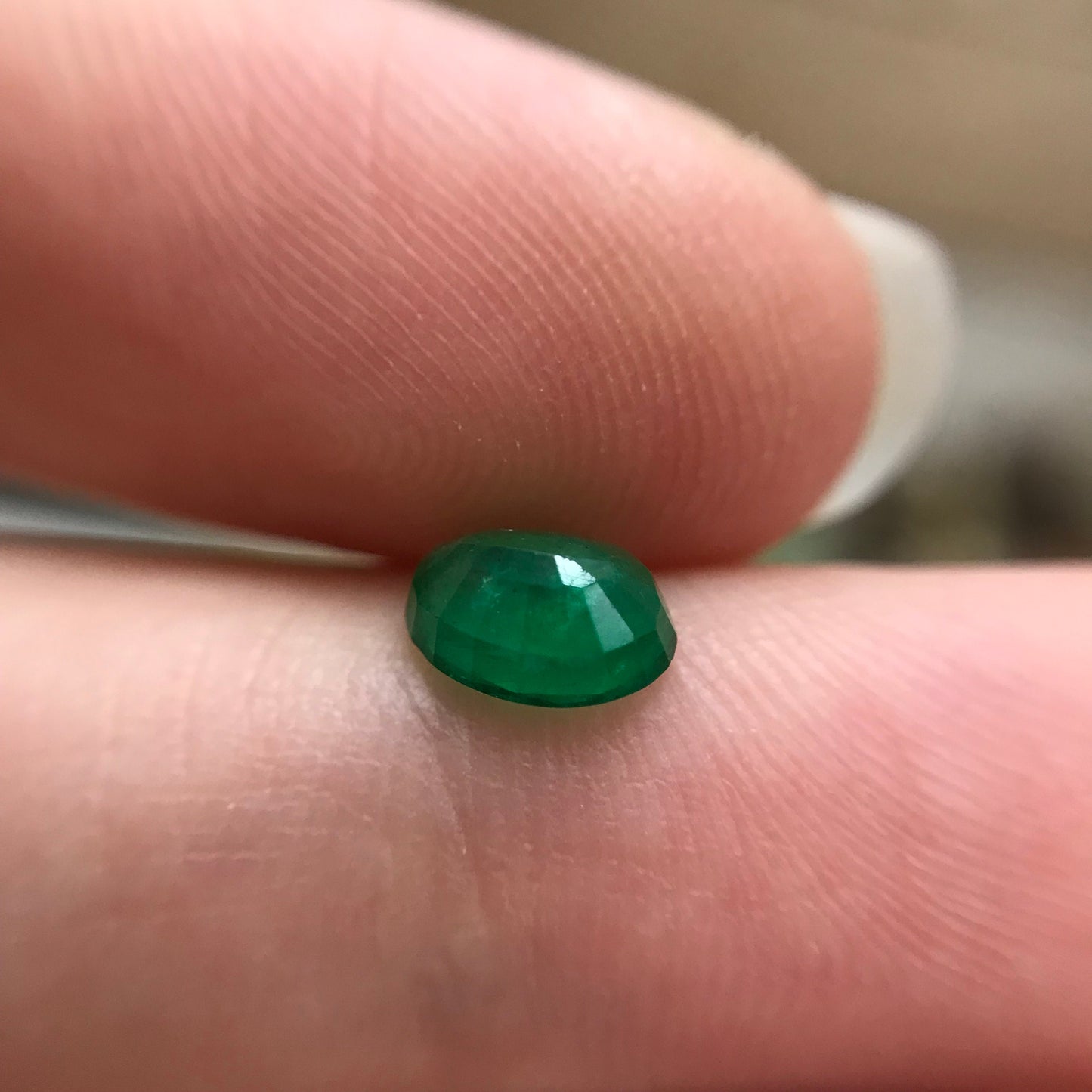 7x5mm Natural Green Emerald 0.75 carat, Oval Cut, Nice Green Emerald, Faceted Loose Gemstone for Jewelry, Medium Green Emerald