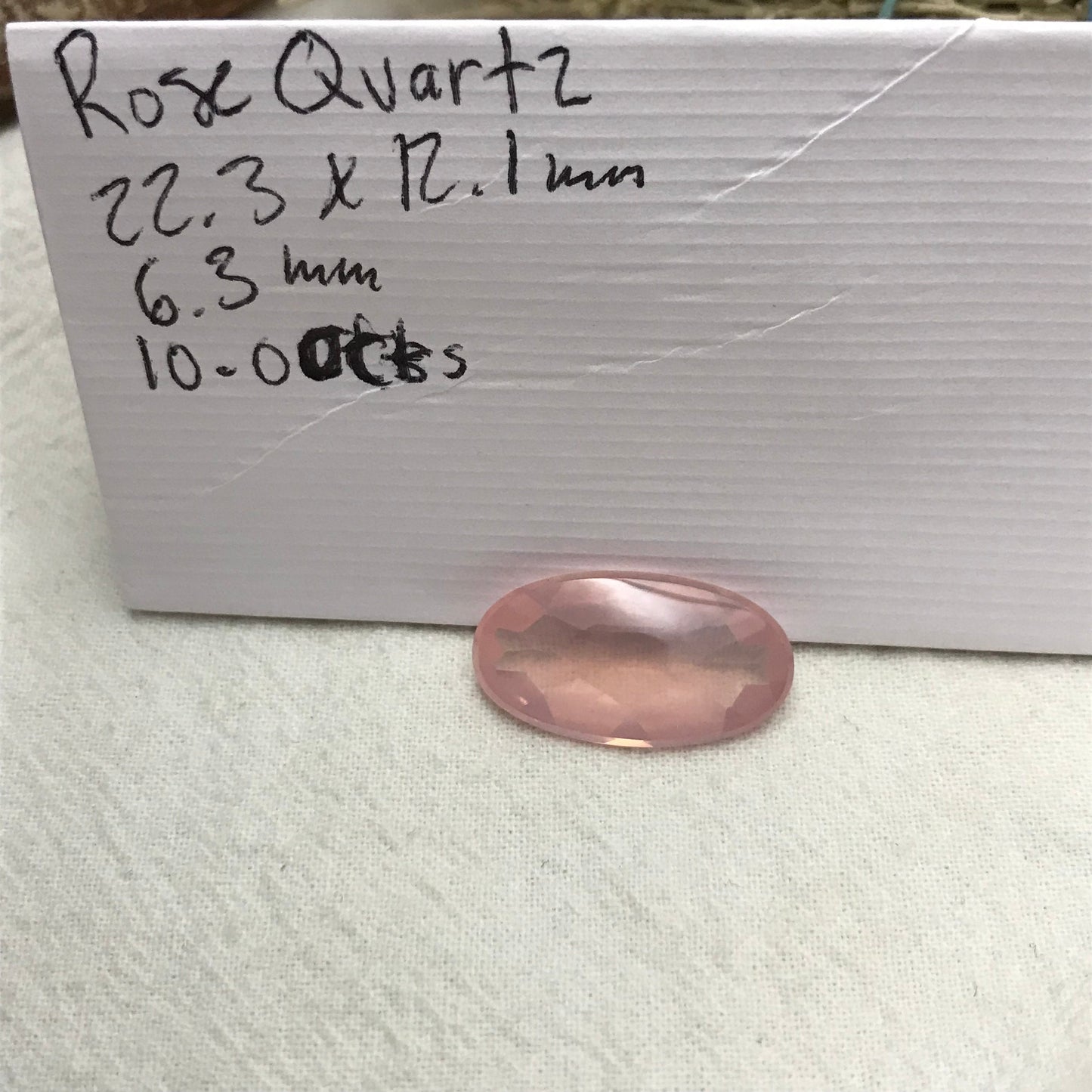 10 ct Rose Quartz, 22x12mm Oval, Light Pink, Unique Oval Cut Quartz Loose Gem Pretty Cut Gemstones Faceted Stone