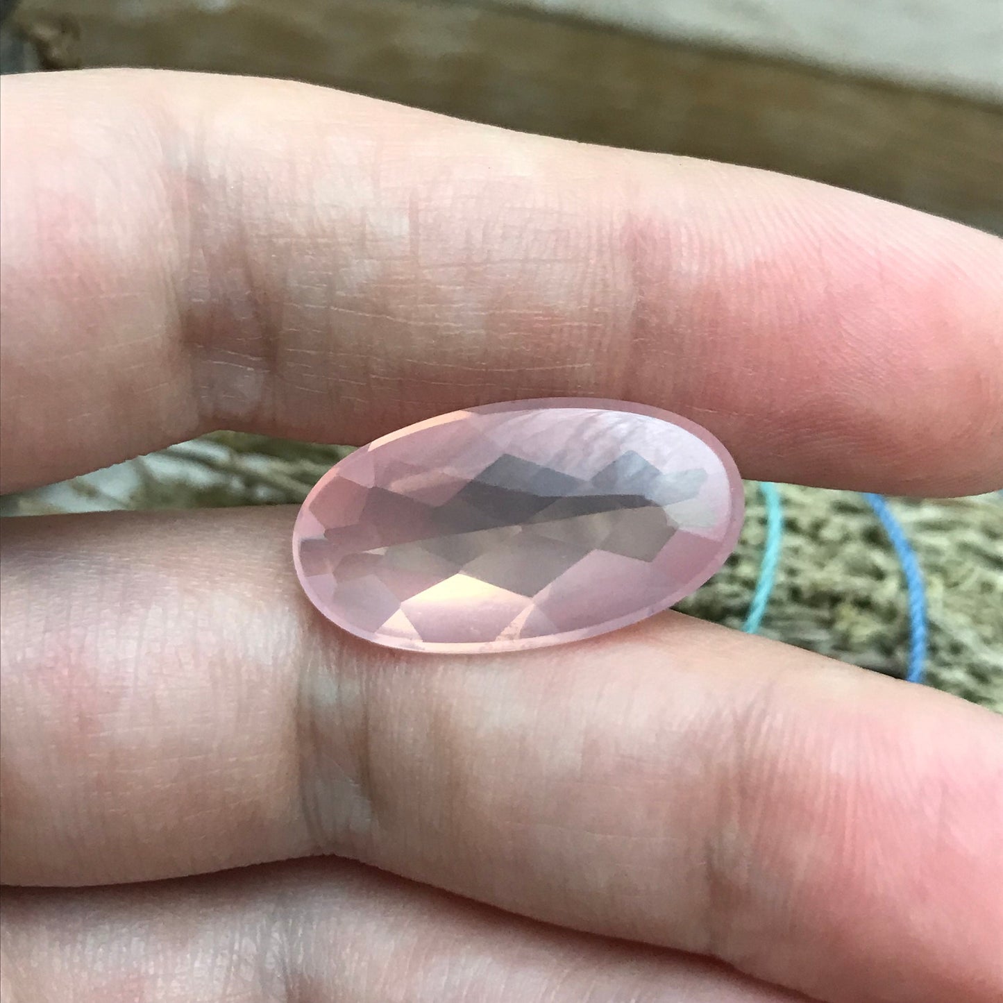 10 ct Rose Quartz, 22x12mm Oval, Light Pink, Unique Oval Cut Quartz Loose Gem Pretty Cut Gemstones Faceted Stone
