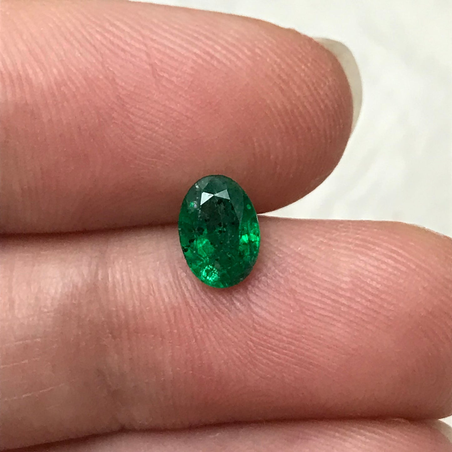7x5mm Natural Green Emerald 0.70 carat, Oval Cut, Nice Green Emerald, Faceted Loose Gemstone for Jewelry, Excellent Color Emerald