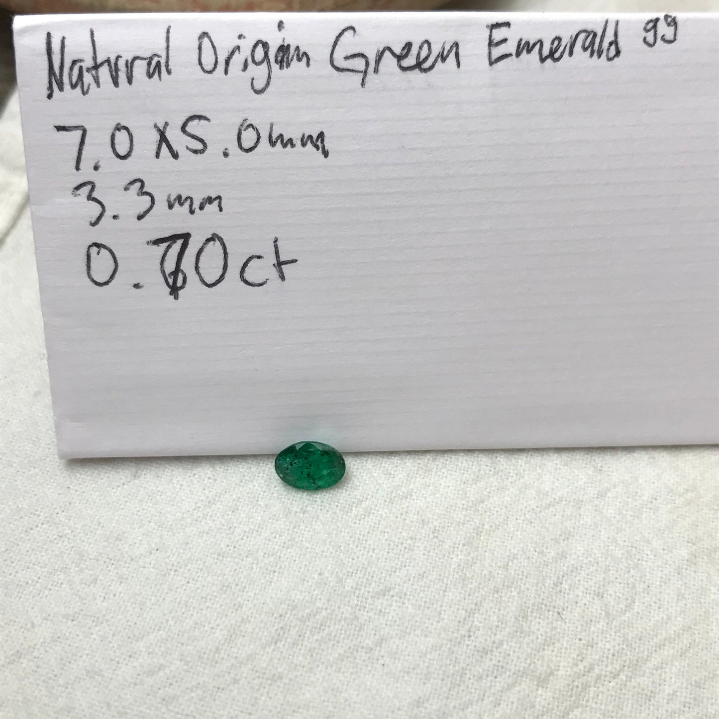 7x5mm Natural Green Emerald 0.70 carat, Oval Cut, Nice Green Emerald, Faceted Loose Gemstone for Jewelry, Excellent Color Emerald