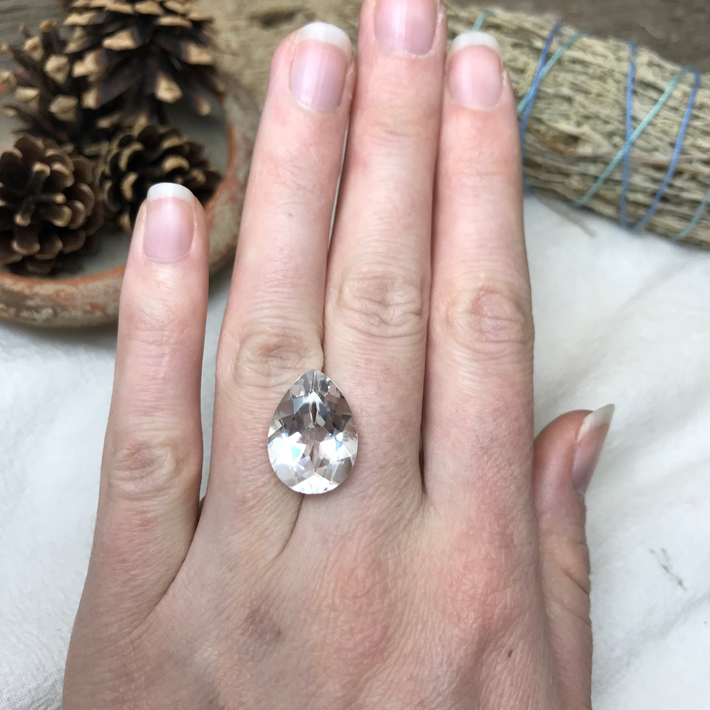 18x13 mm Clear Topaz 13.71 carat, Pear Cut Loose Gem Reclaimed/Recycled Gemstone, Faceted White Topaz