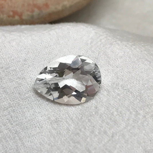 18x13 mm Clear Topaz 13.71 carat, Pear Cut Loose Gem Reclaimed/Recycled Gemstone, Faceted White Topaz