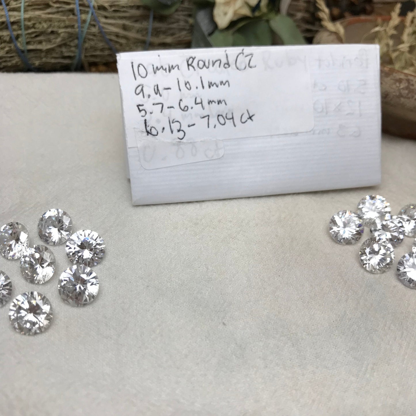 One- 10mm Round Cubic Zirconia 6-7 carat Clear Colorless CZ, Inexpensive Diamond Simulant,  Faceted Loose Gemstone for Jewelry Setting