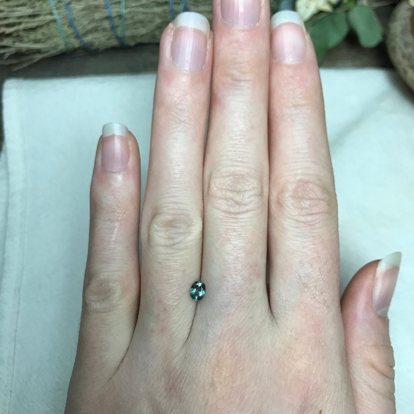 0.33 ct Natural Alexandrite Chrysoberyl 4.8x3.7mm Green Violet Loose Real Gemstone Faceted Gem Rare Carat Color Change Oval