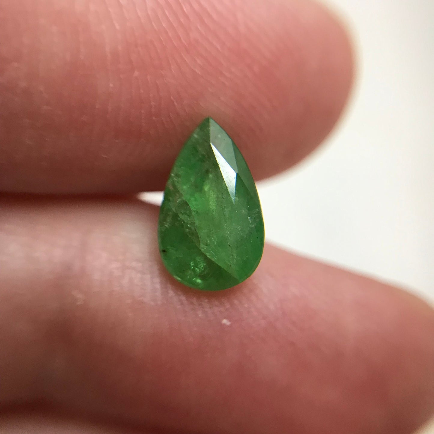 2 Ct Natural Green Tsavorite Garnet 9.5x6mm Pear Cut, 1.96 ct, Faceted Loose Unmounted Gemstone for Jewelry, Emerald look a like.