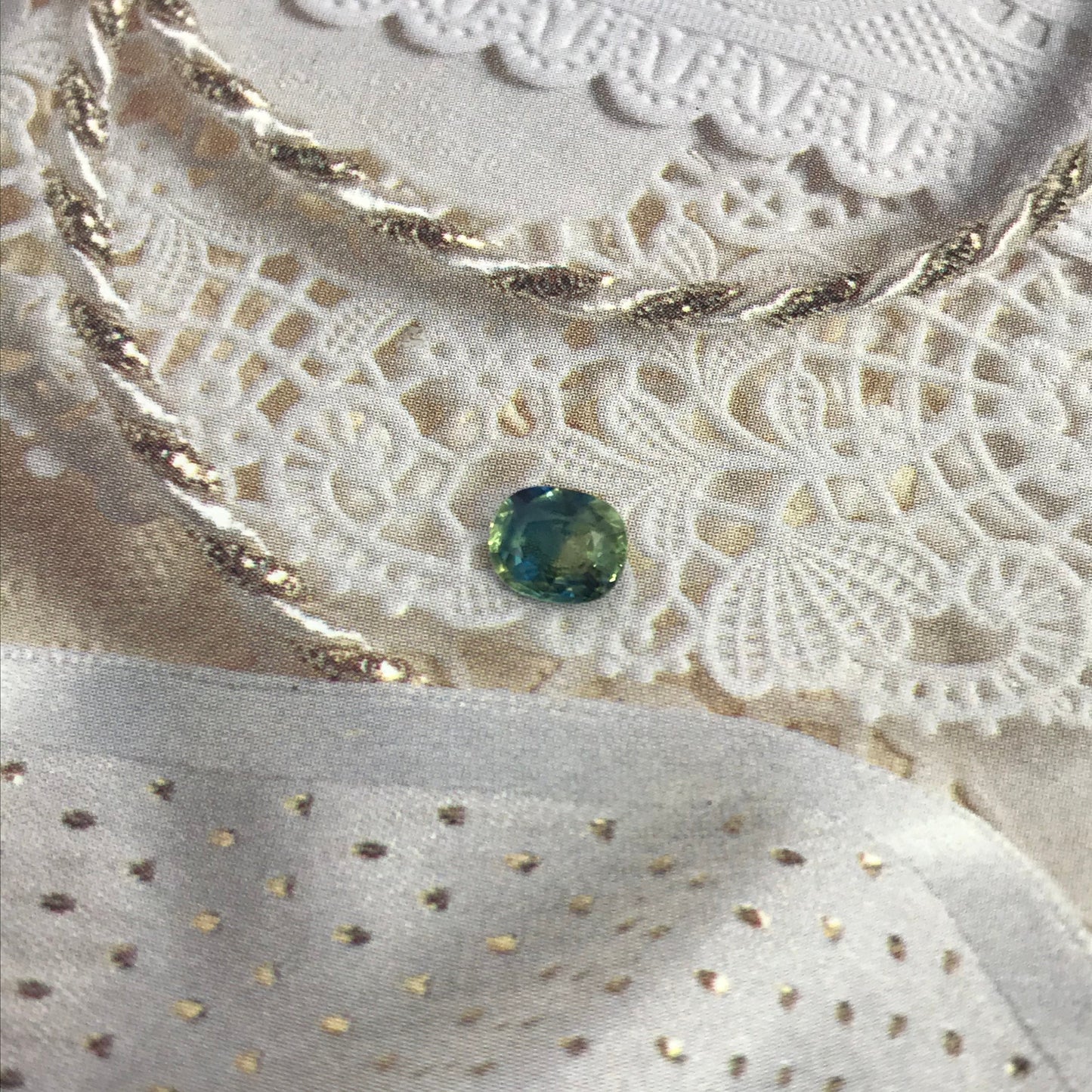 Natural Bi-Color Sapphire 6x5mm Oval Cut 0.93 Carat Corundum Faceted Loose Unmounted Gemstone Earth Mined Gem - US Seller - Peacock Sapphire