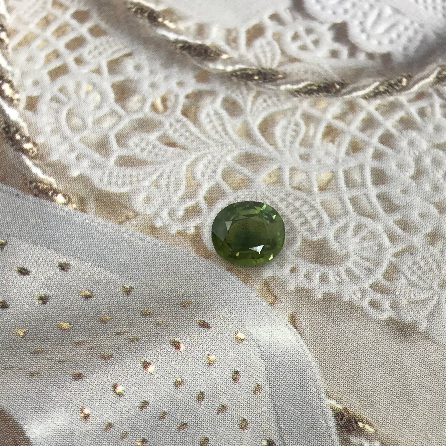 BE Treated Natural Green Sapphire 6.5x5.7mm Oval 1.07 Carat Corundum, BERYLLIUM TREATED, Faceted Loose, Gemstone Earth Mined Gem