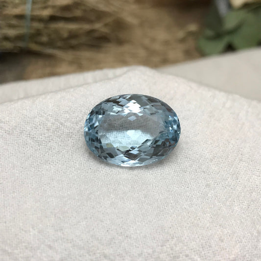 23 carat, Light Blue Topaz 19.3x14.3mm Oval Cut Gem Tested Loose Reclaimed/Recycled Gemstone, Sky Blue, December Birthstone, 19x14mm