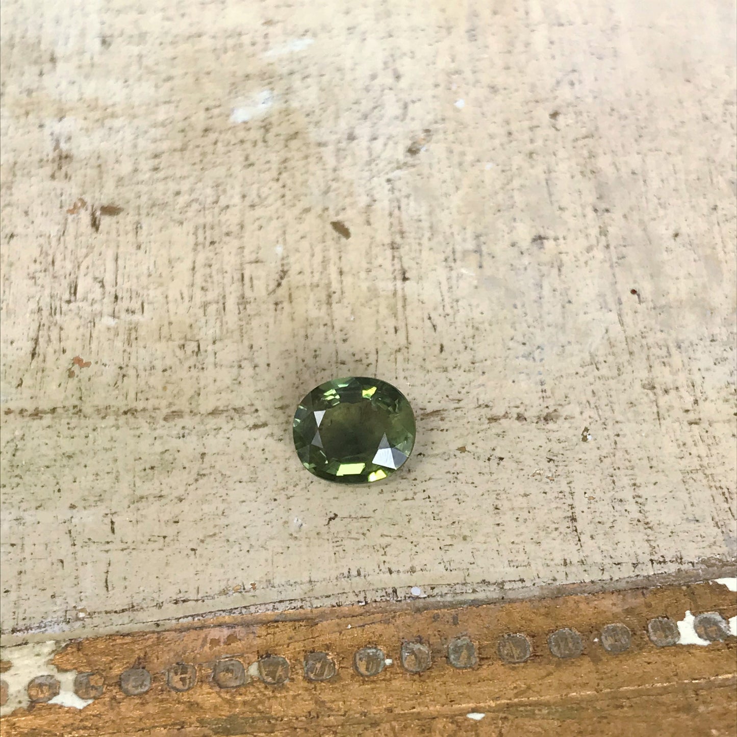 BE Treated Natural Green Sapphire 6.5x5.7mm Oval 1.07 Carat Corundum, BERYLLIUM TREATED, Faceted Loose, Gemstone Earth Mined Gem