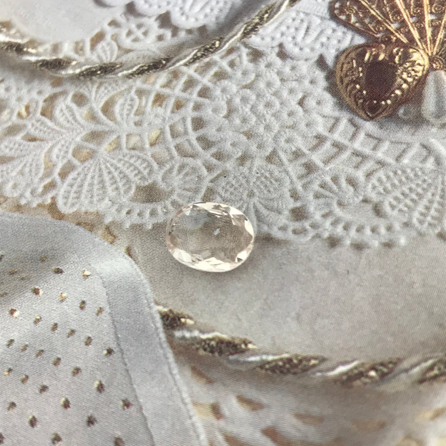 9x7mm Peachy Pink Morganite 1.32 Carat Oval Cut Peach Beryl For Engagement Ring Faceted Gem Loose Gemstone Unmounted Stone