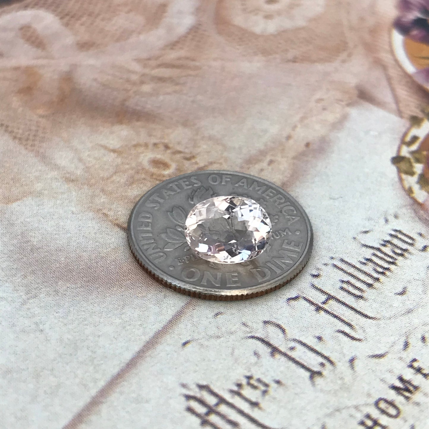 Light Peachy Pink Morganite 1.38 Carat 8x6 mm Oval Cut Morganite, Faceted Loose Beryl Unmounted Gemstone for Jewelry