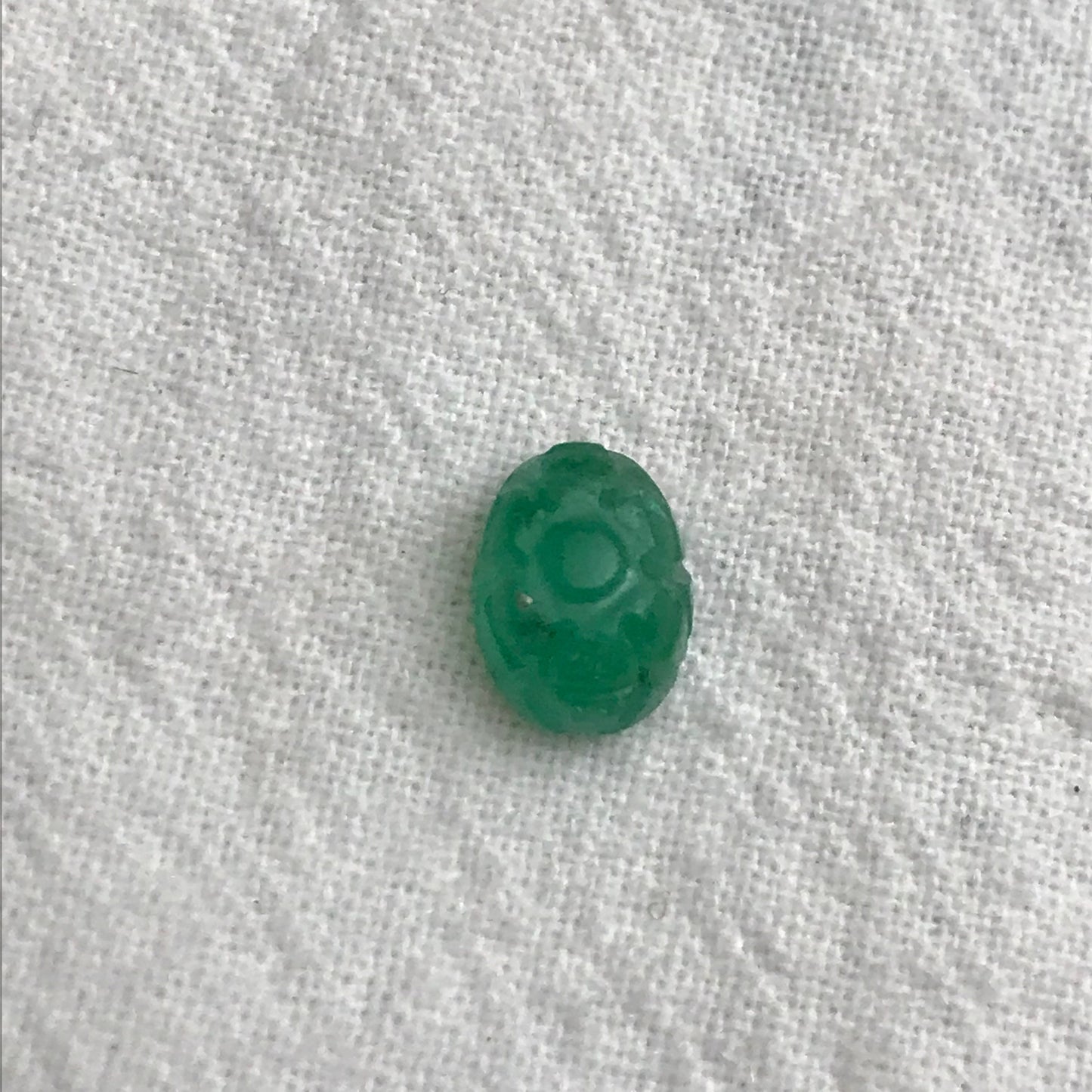 8x6mm Natural Emerald Oval Flower Carving 1.53 carat Precious Gemstone Loose Cabochon Emerald, Unique Carved Emerald