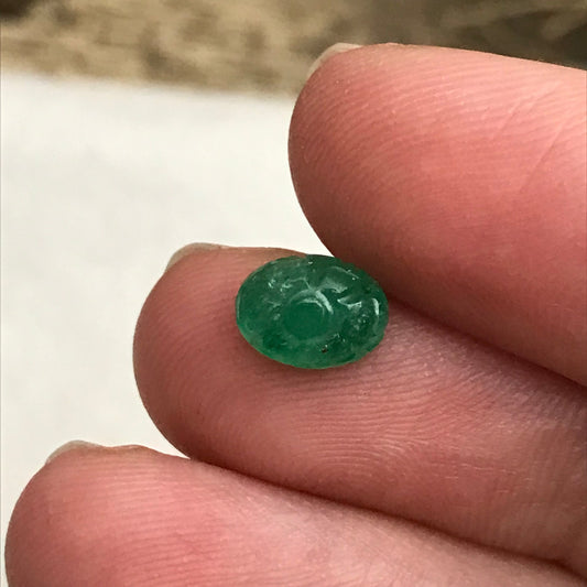 8x6mm Natural Emerald Oval Flower Carving 1.53 carat Precious Gemstone Loose Cabochon Emerald, Unique Carved Emerald
