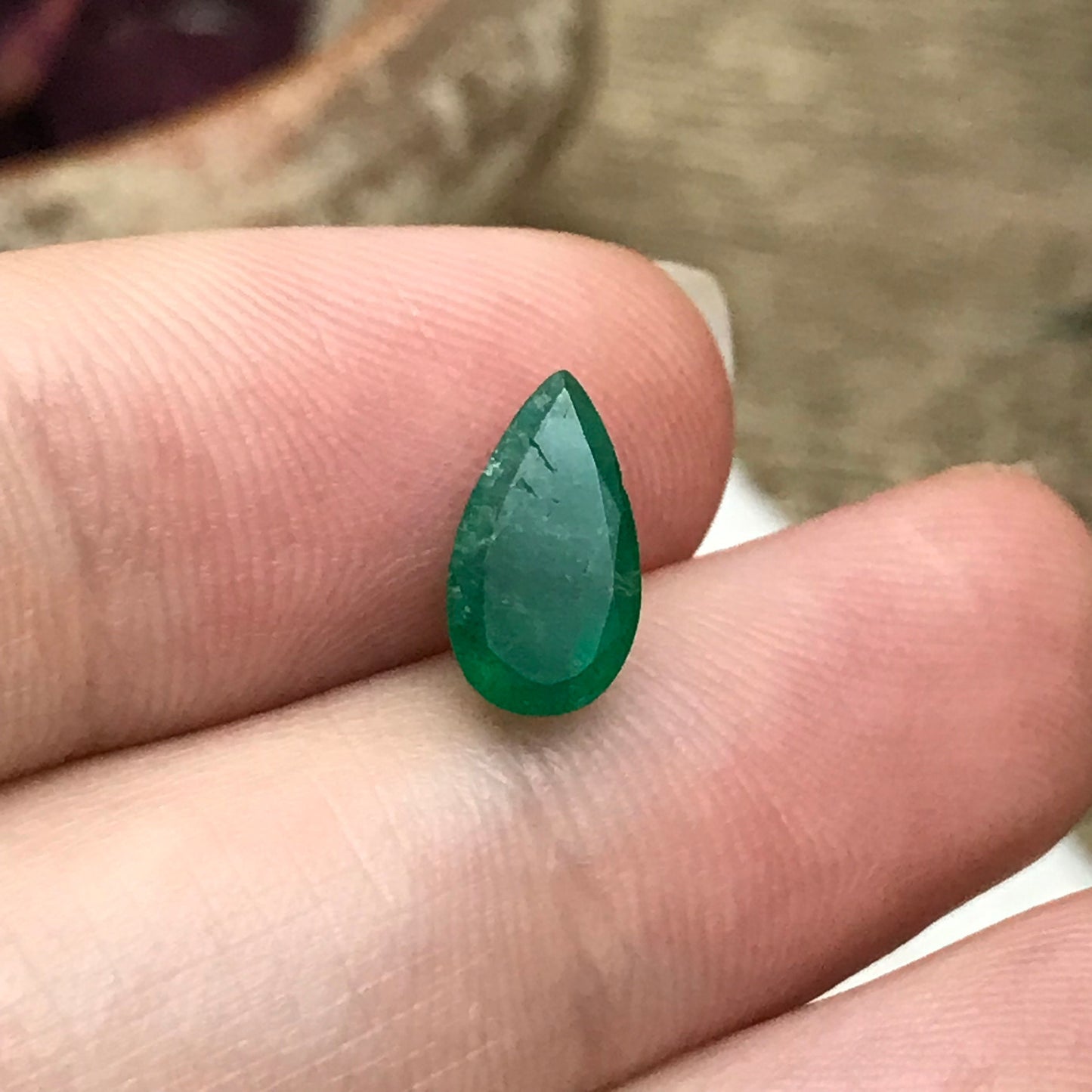 1.53 carat Natural Emerald 9.8x5.4mmPear cut, Faceted Loose Green Emerald, 10x5.5mm