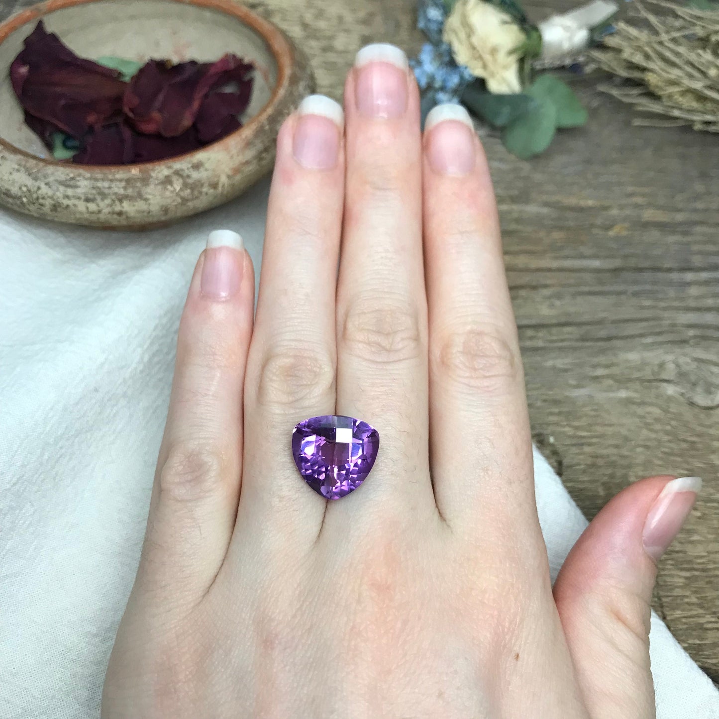 14mm Purple Amethyst, Checkerboard Trillion Cut 9.40 carat Loose Gem Wholesale Gemstone Faceted Unmounted February Birthstone, USA Seller