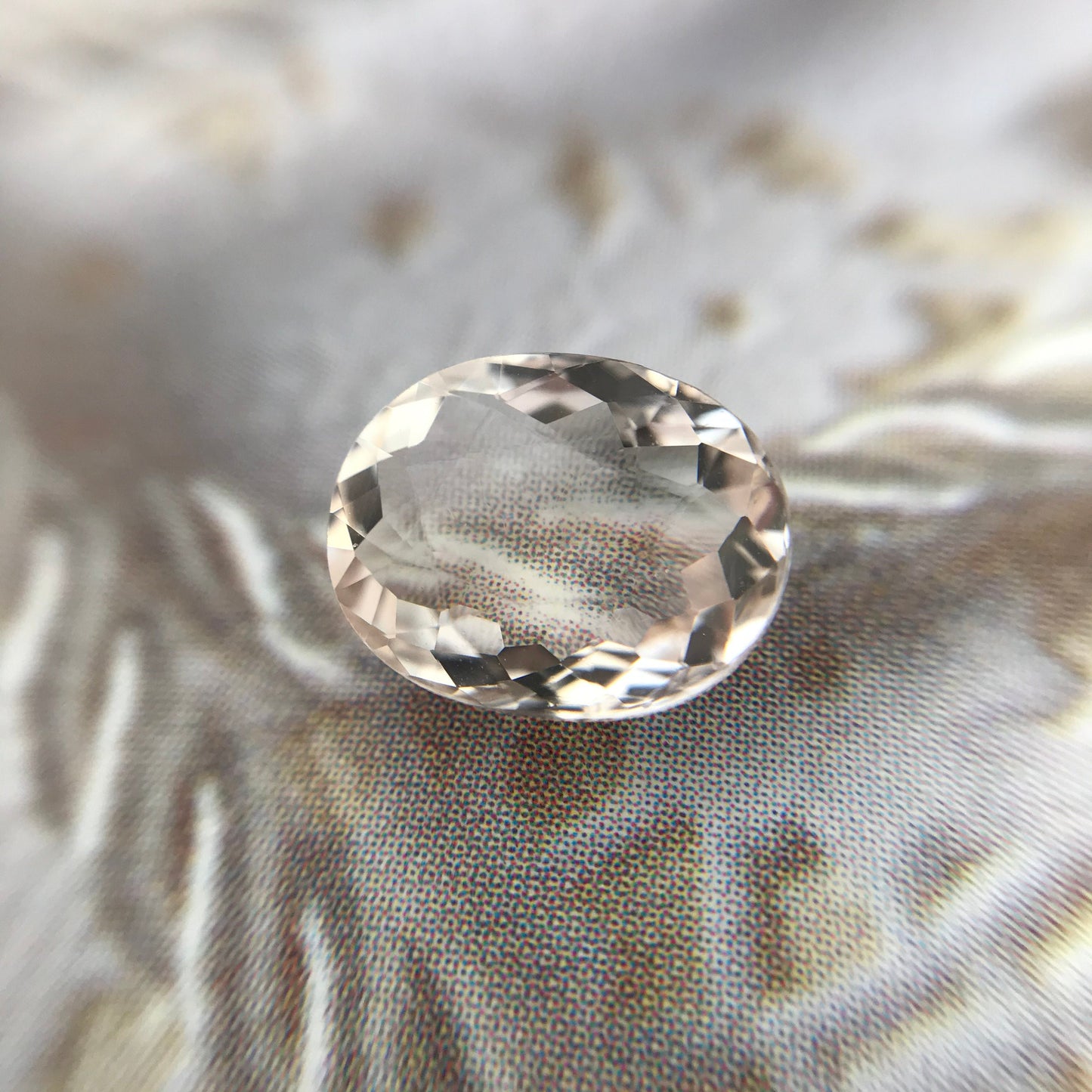 9x7mm Peachy Pink Morganite 1.61 Carat Oval Cut Peach Beryl For Engagement Ring Faceted Gem Loose Gemstone Unmounted Stone