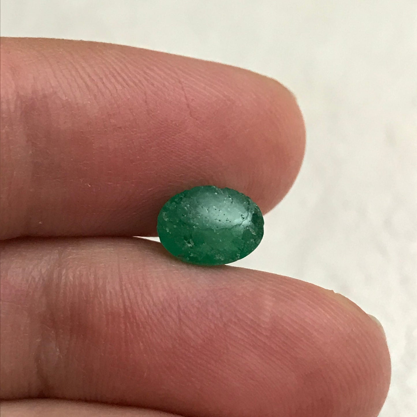 8x6mm Natural Emerald Oval Flower Carving 1.53 carat Precious Gemstone Loose Cabochon Emerald, Unique Carved Emerald