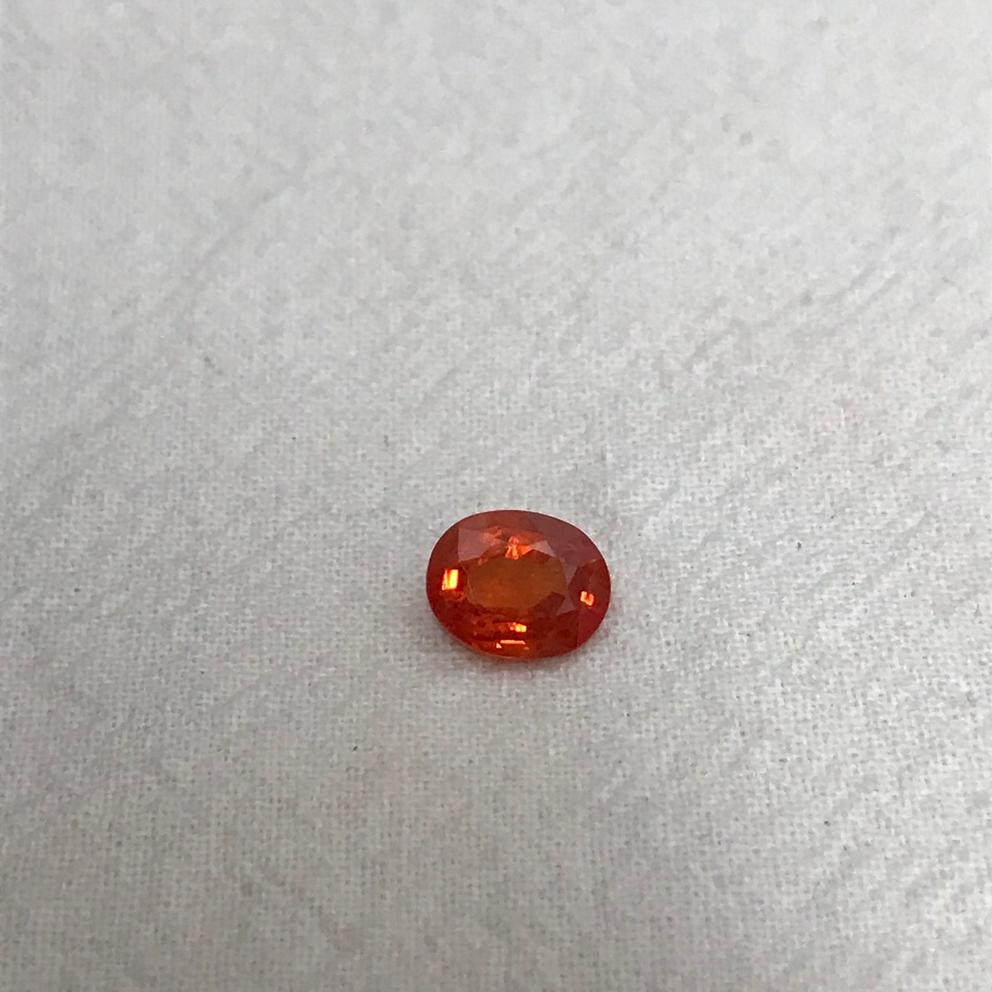 2 Carat Reddish Orange Sapphire 8.3x6.7mm Oval Cut, Beryllium Treated, Faceted Loose Unmounted Gemstone