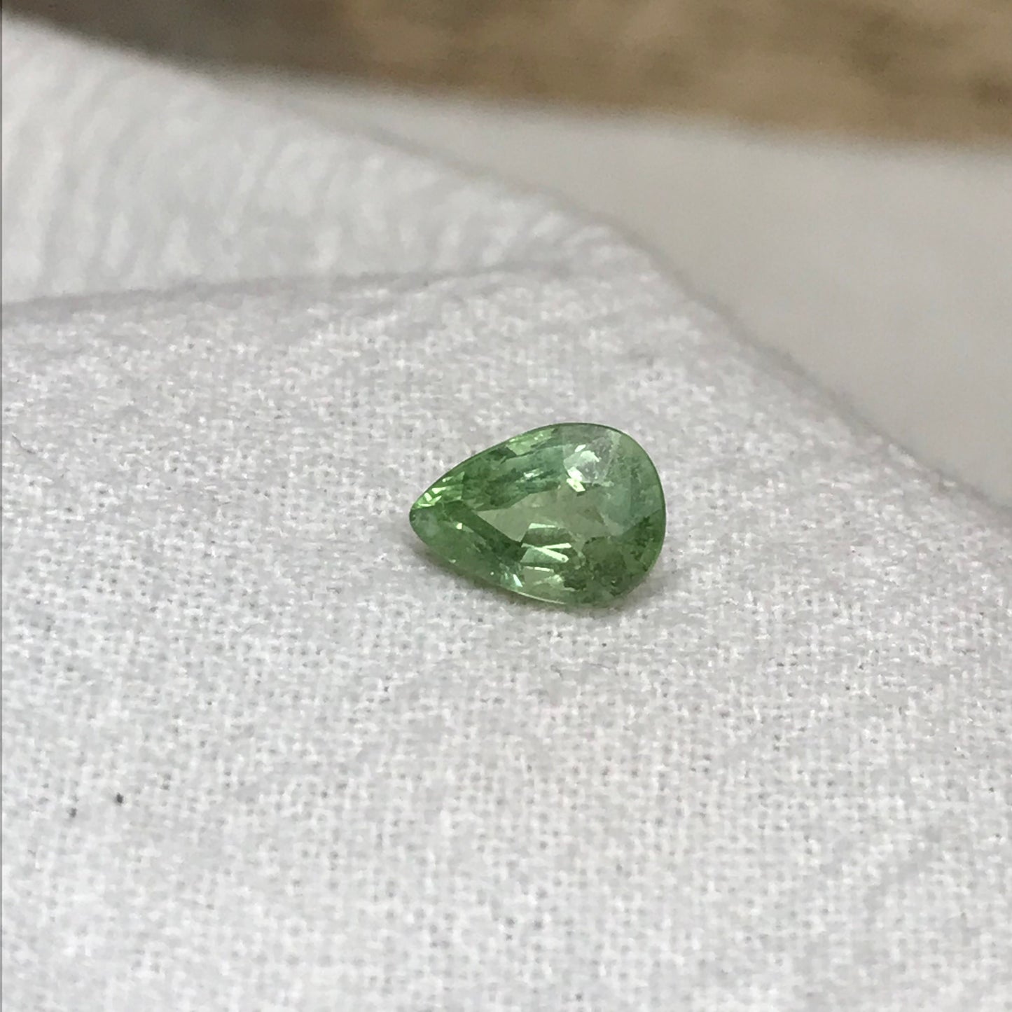 7x5mm Natural Pastel Green Tsavorite Garnet 0.98 carat, Pear Cut, Wholesale Faceted Loose Gemstone for Jewelry, Mint Green, 1 Ct