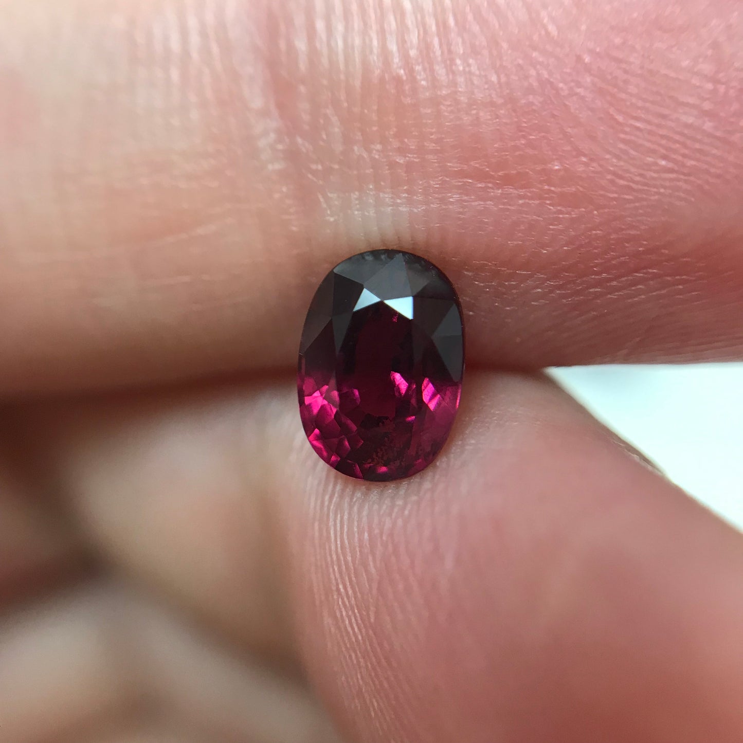 Purplish Pink Rhodolite Garnet 1.44 carat 7.3 x 5.3 mm Oval Cut, Faceted Loose Unmounted Gemstone, Raspberry Garnet