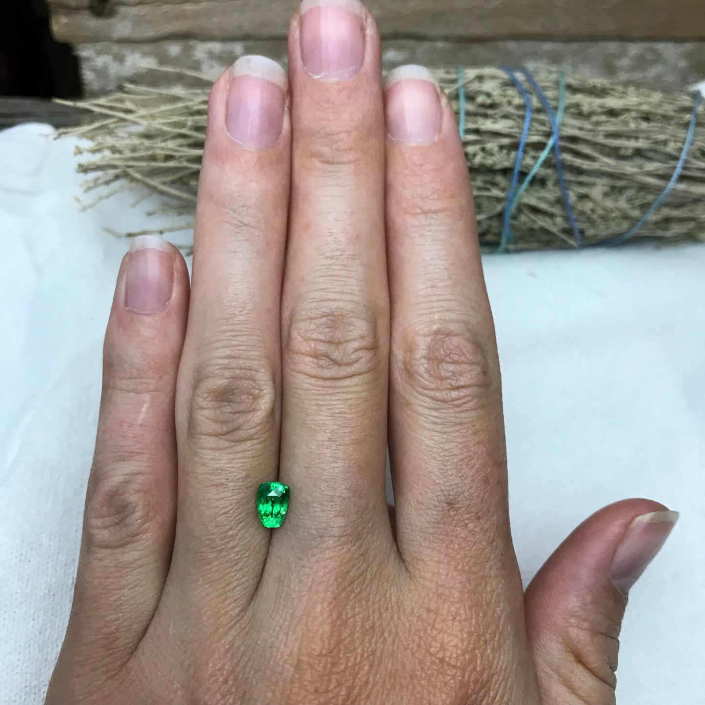 Natural Green Tsavorite Garnet 1 carat, 6.7x4.7mm Faceted Keystone Cushion Gemstone, Cushioned Trapezoid  Loose, Green Garnet