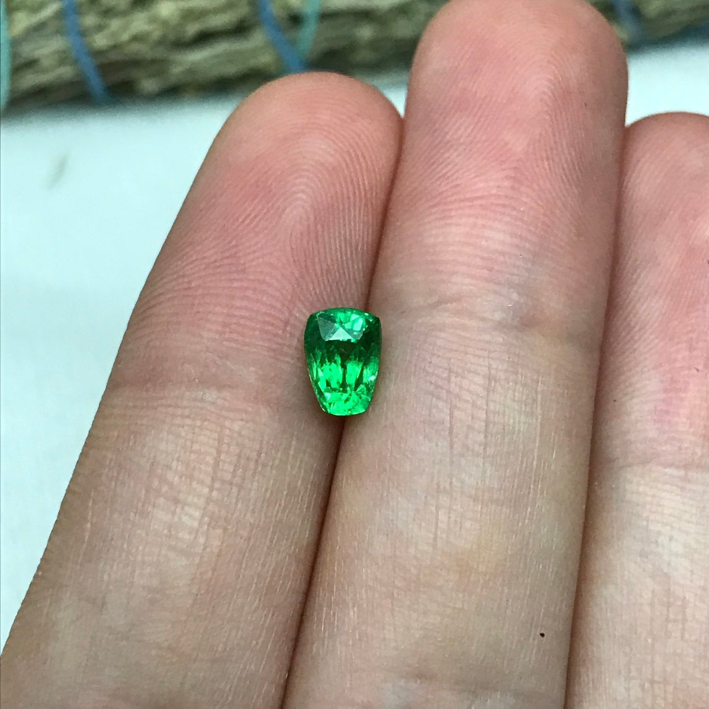 Natural Green Tsavorite Garnet 1 carat, 6.7x4.7mm Faceted Keystone Cushion Gemstone, Cushioned Trapezoid  Loose, Green Garnet