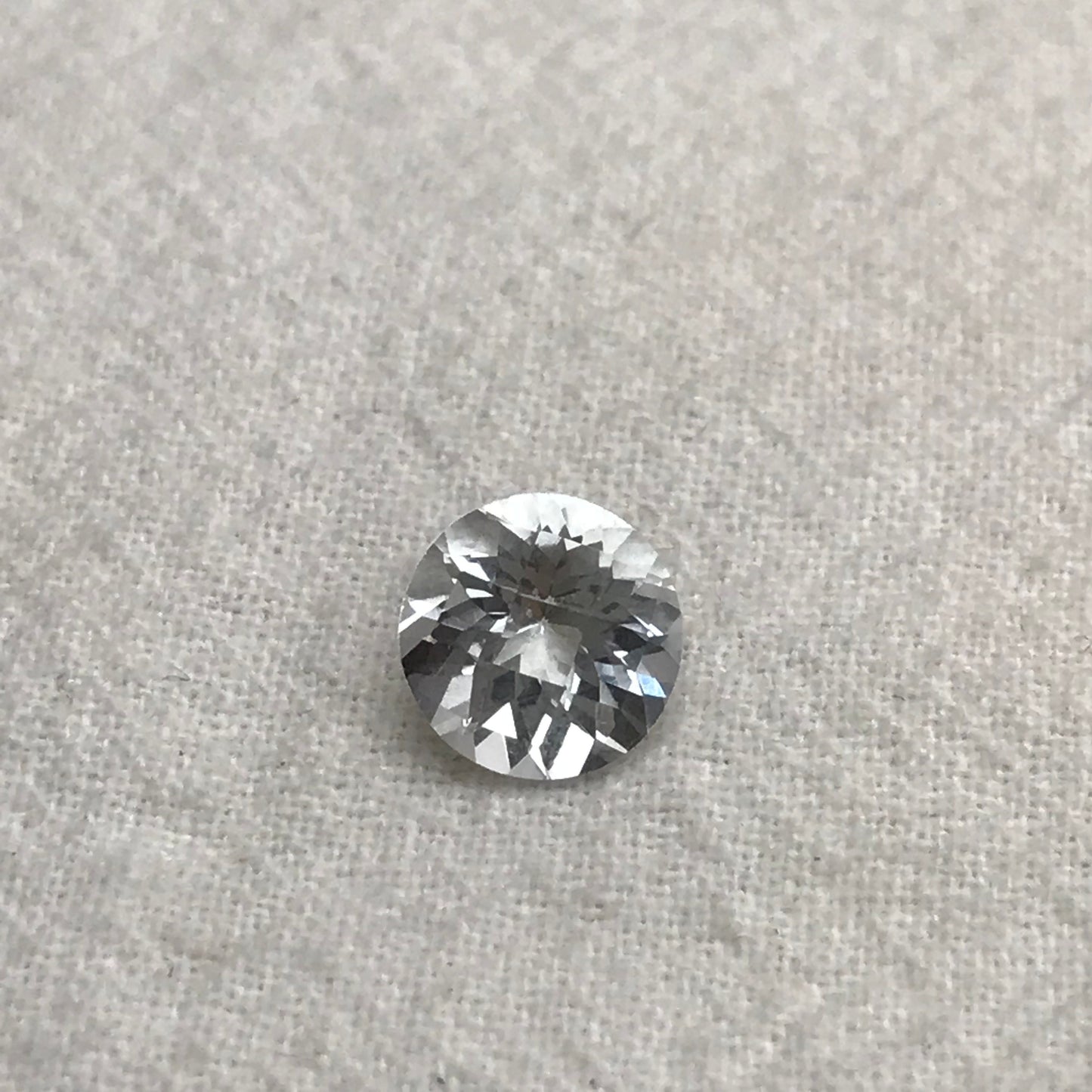 1.67 Carat Natural Faint Blue Aquamarine 7.8mm Round Cut, Faceted Loose Gemstone