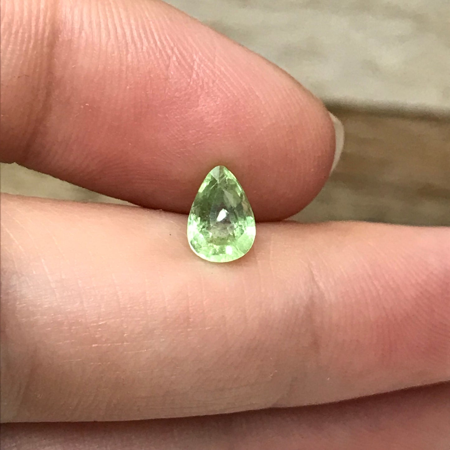 7x5mm Natural Pastel Green Tsavorite Garnet 0.98 carat, Pear Cut, Wholesale Faceted Loose Gemstone for Jewelry, Mint Green, 1 Ct