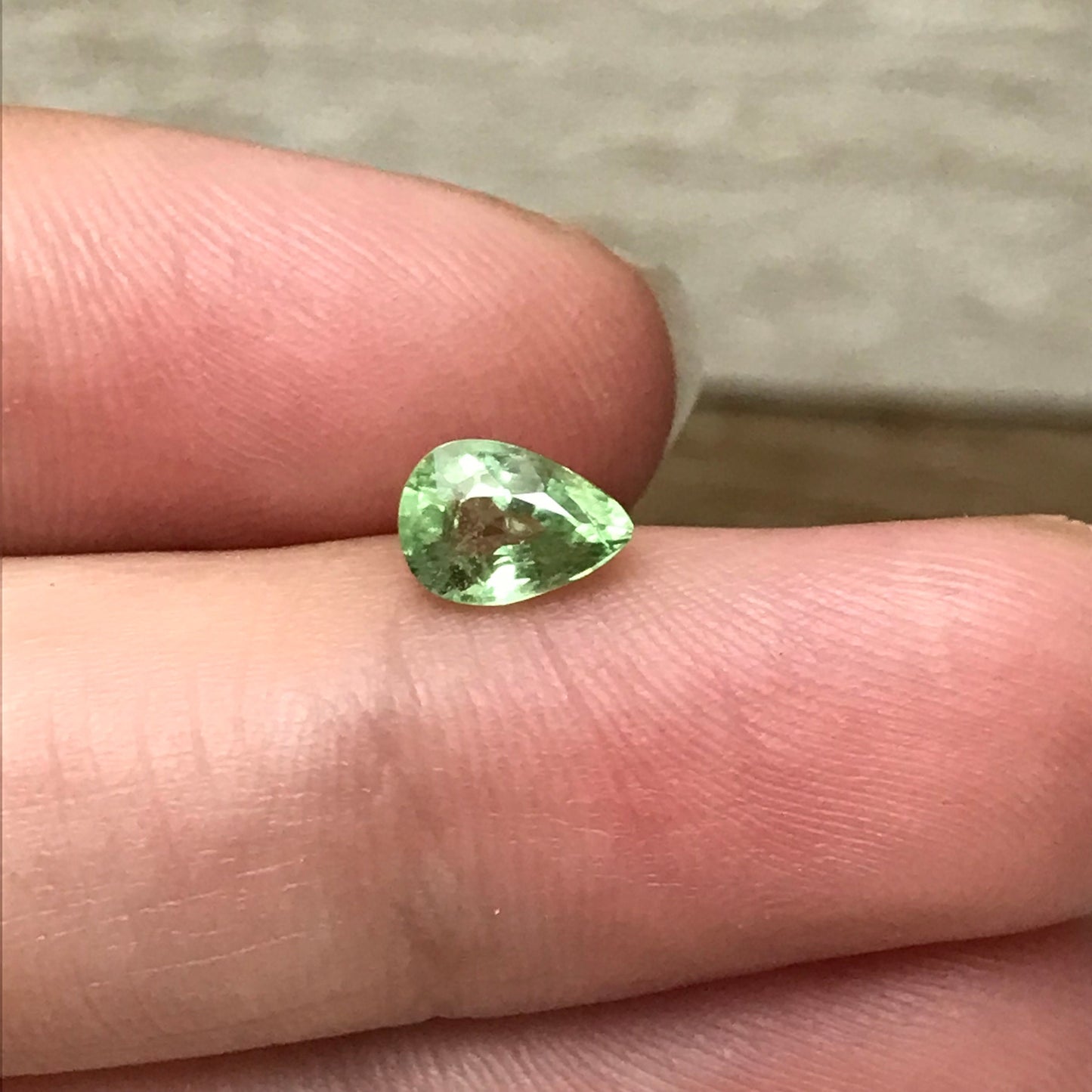 7x5mm Natural Pastel Green Tsavorite Garnet 0.98 carat, Pear Cut, Wholesale Faceted Loose Gemstone for Jewelry, Mint Green, 1 Ct