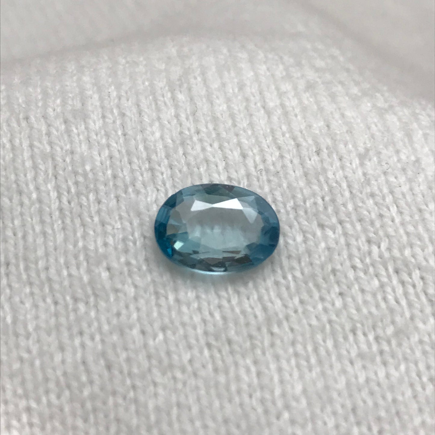 2.48 carat Green Blue Zircon 10.2x7.6mm Oval Loose Gemstone Unmounted, Sea Blue Zircon, December Birthstone, 10x7.5mmNatural Loose Zircon