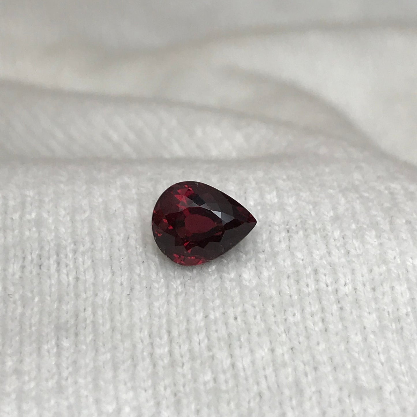 2.97 carat Natural Rhodolite Garnet, 9.5x7.7mm Pear cut Rose Red Garnet, Faceted Raspberry Garnet, Deep Purplish Red, 9.5x7.5mm