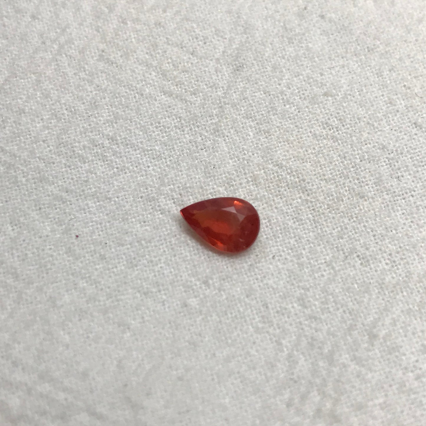 1 ct Natural Orange Sapphire 7.8x5.3mm Pear Cut Faceted Gem Loose Silky Sapphire, Orange Gemstone Earth Mined Beryllium Treated - BE TREATED