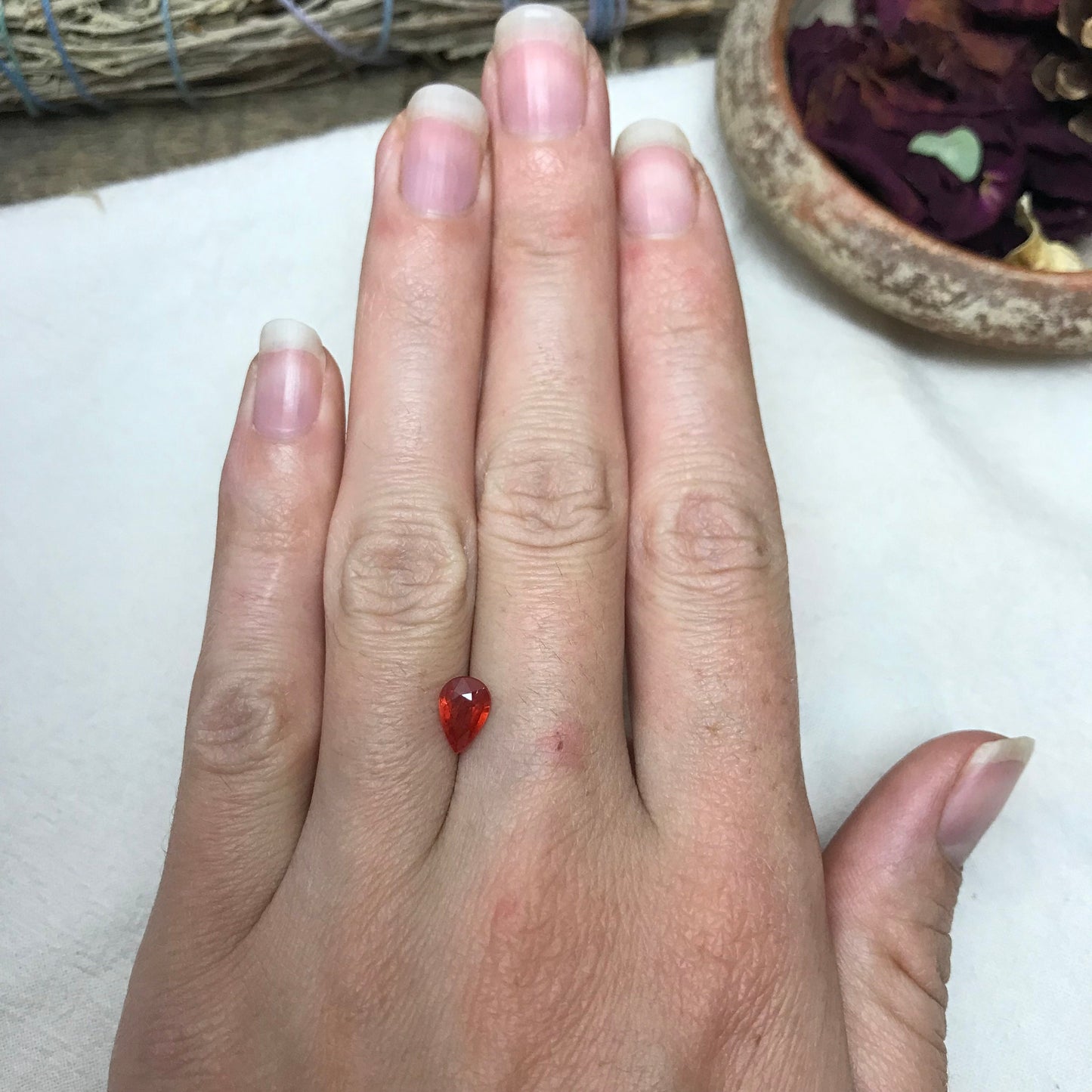 1 ct Natural Orange Sapphire 7.8x5.3mm Pear Cut Faceted Gem Loose Silky Sapphire, Orange Gemstone Earth Mined Beryllium Treated - BE TREATED