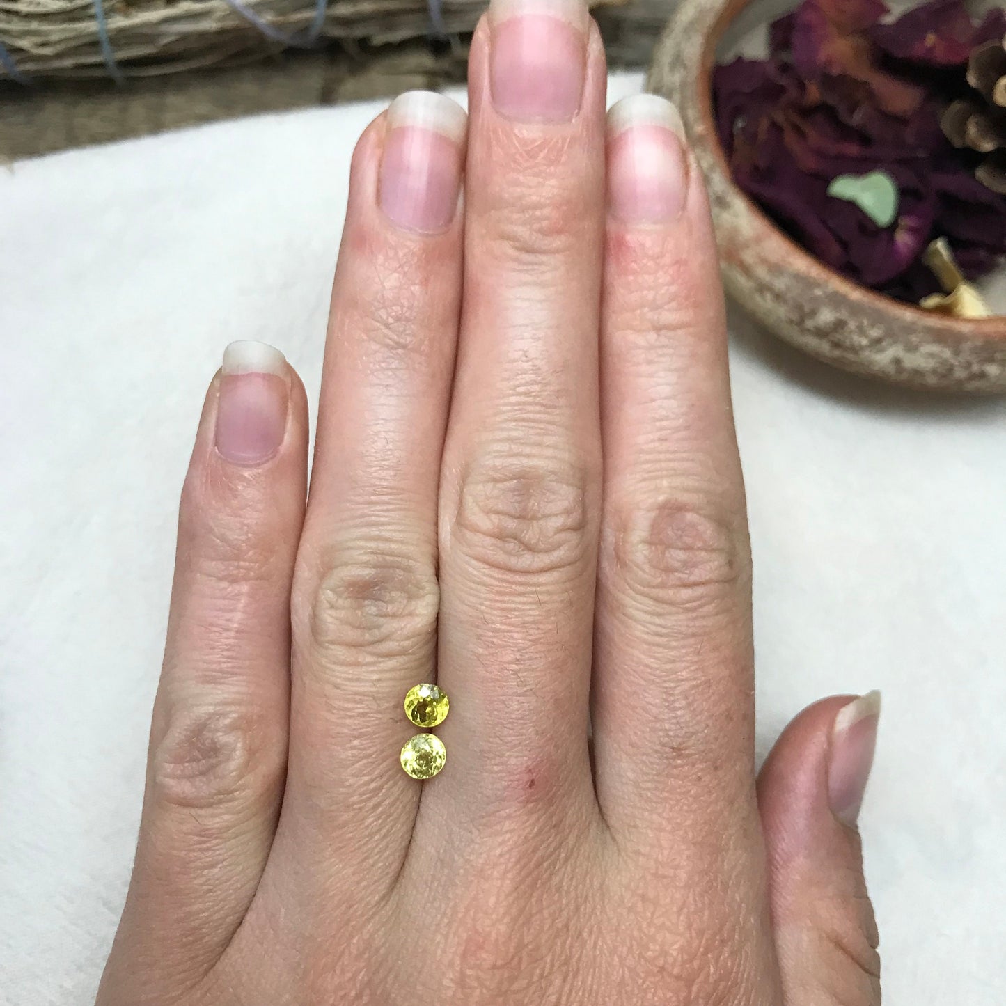 2 Natural Yellow Grossular Garnets 4.5mm 1 Carat Total, Round Faceted Gemstone Loose Gem, Yellow Garnet, Hessonite Garnet