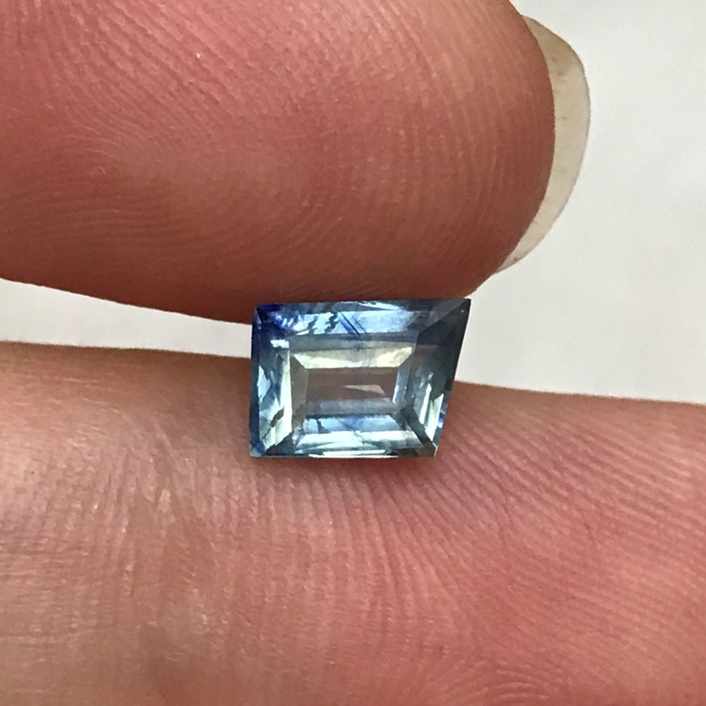 7x5mm Natural Light Blue Whistle Cut Sapphire 1.20 carat Loose Faceted Gemstone Bi-Color Light/Medium Blue Sapphire