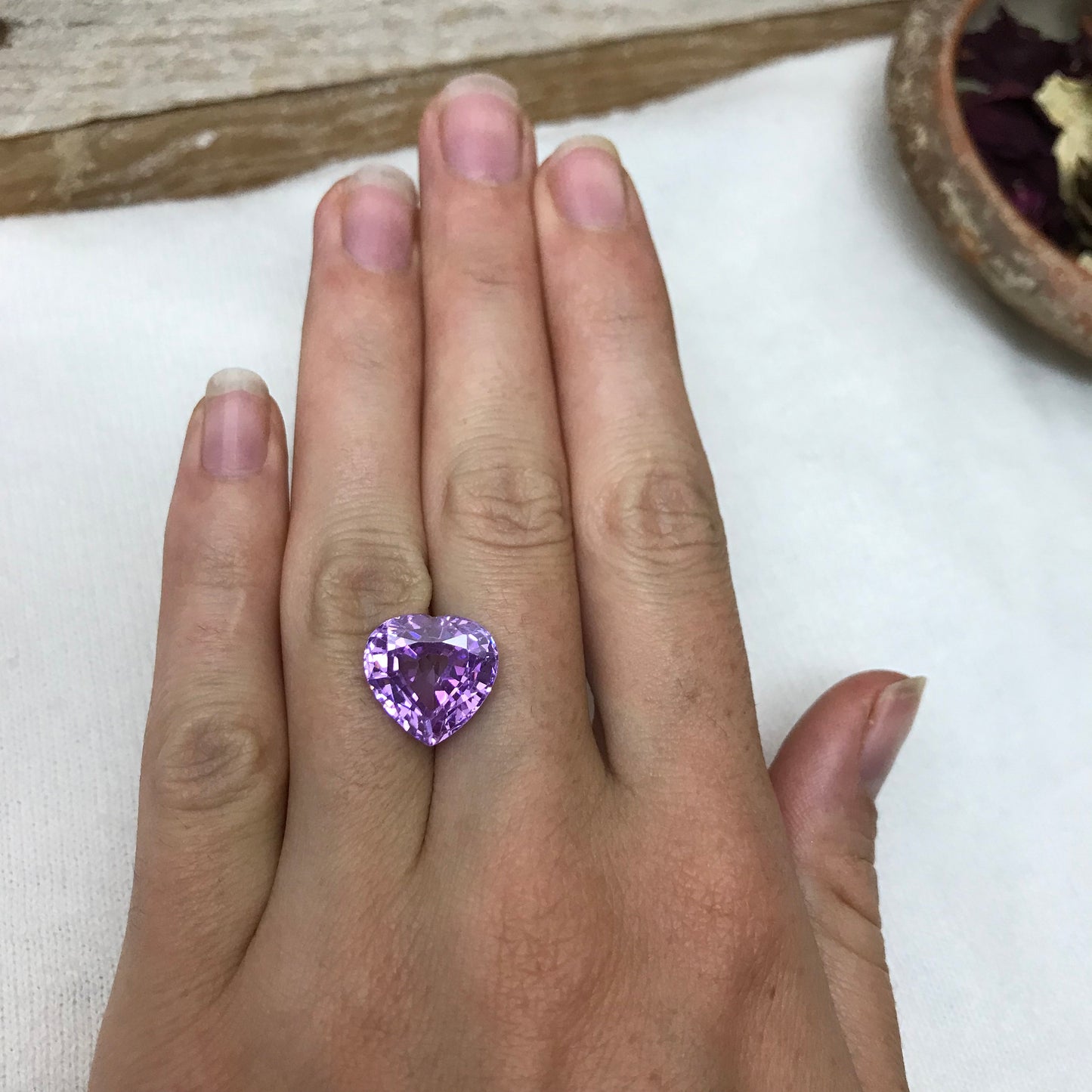 15.68 Ct Purple Cubic Zirconia, 13.6x13.3mm Heart cut CZ, Loose Faceted Loose Diamond Simulant, Pinkish Purple 13.5mm CZ