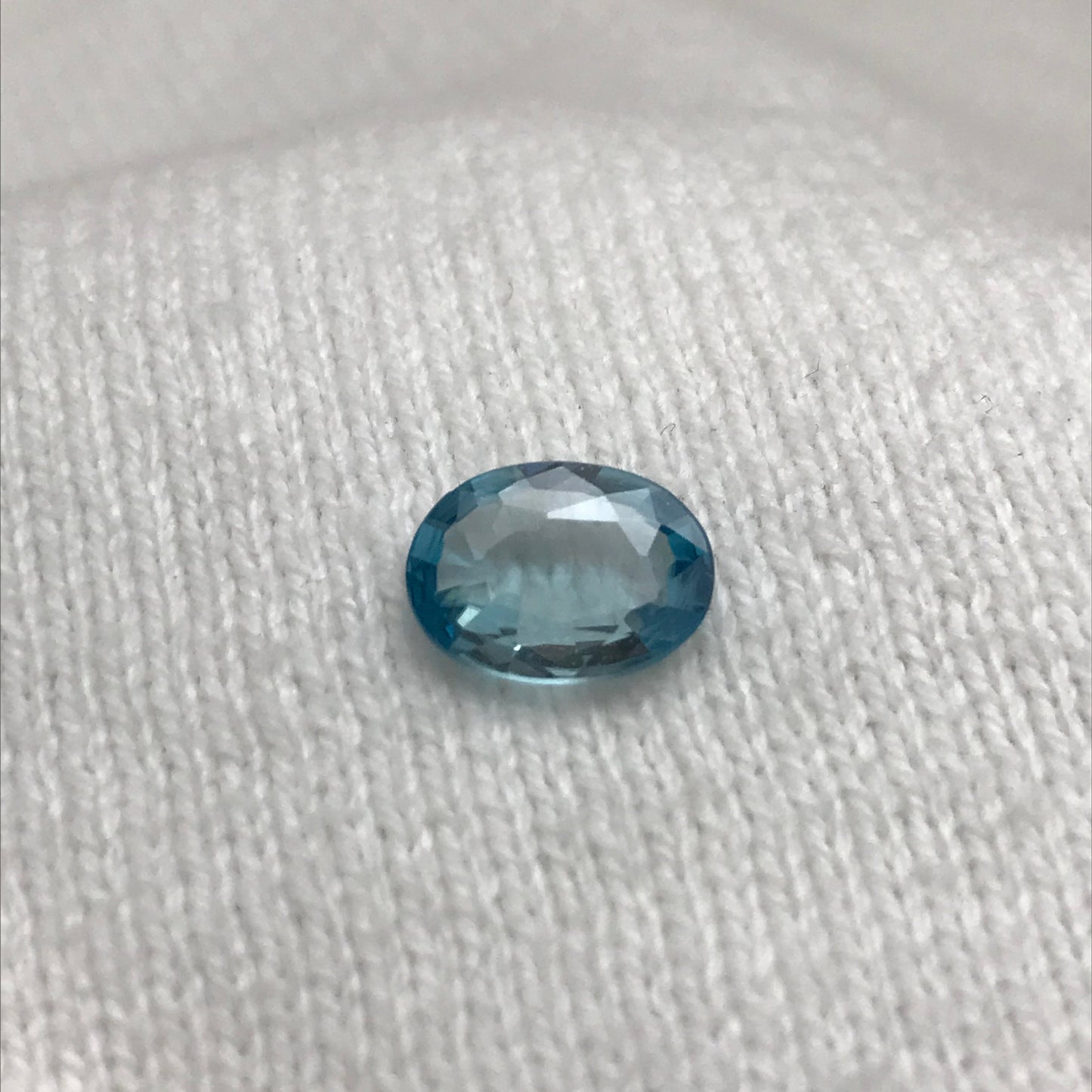 2.48 carat Green Blue Zircon 10.2x7.6mm Oval Loose Gemstone Unmounted, Sea Blue Zircon, December Birthstone, 10x7.5mmNatural Loose Zircon
