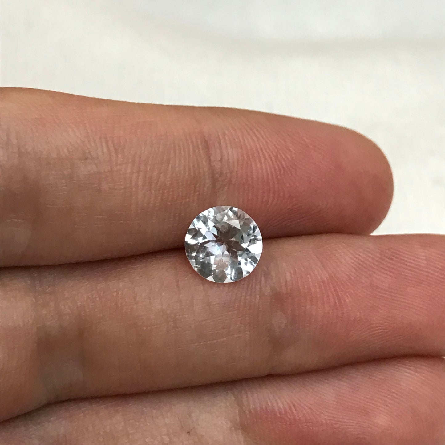 8mm Natural Light Aquamarine Round 1.35 carats, Loose Gemstone Unmounted Birthstone, Faceted Gem, 7.8mm