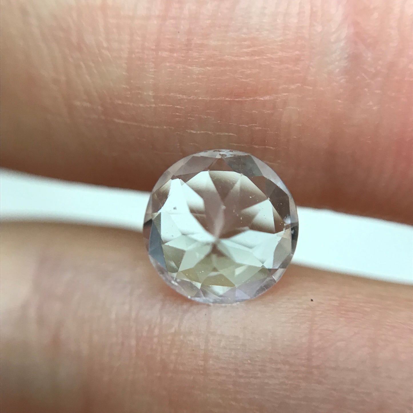 8mm Natural Light Aquamarine Round 1.35 carats, Loose Gemstone Unmounted Birthstone, Faceted Gem, 7.8mm